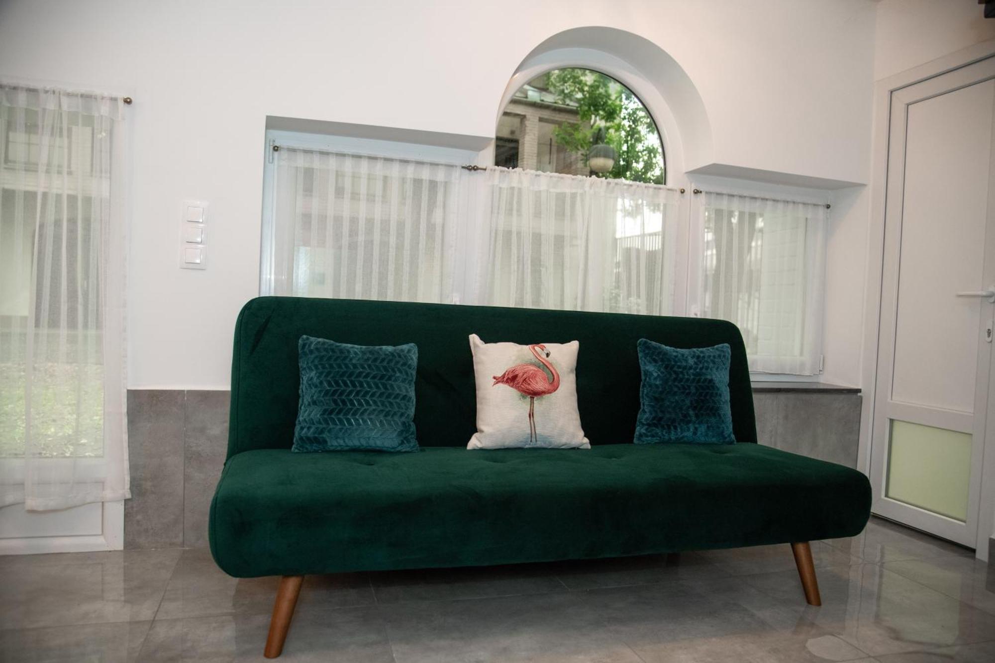 Flamingo Rezidencia Apartman Eger Room photo